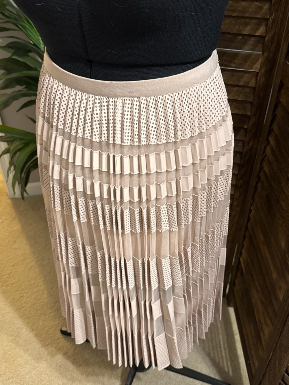 Pleated Layered Midi Skirt M